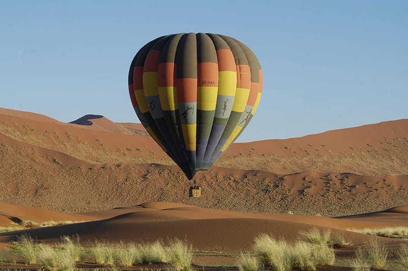 Balloon In Dunes 6